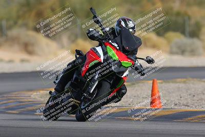 media/Nov-28-2022-Moto Forza (Mon) [[c5a51e62ca]]/C Group/Session 3 (Turn 2)/